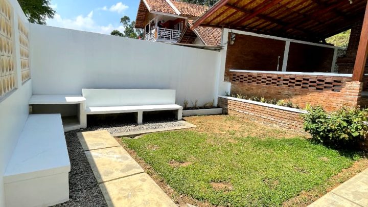 Rustic Villa A